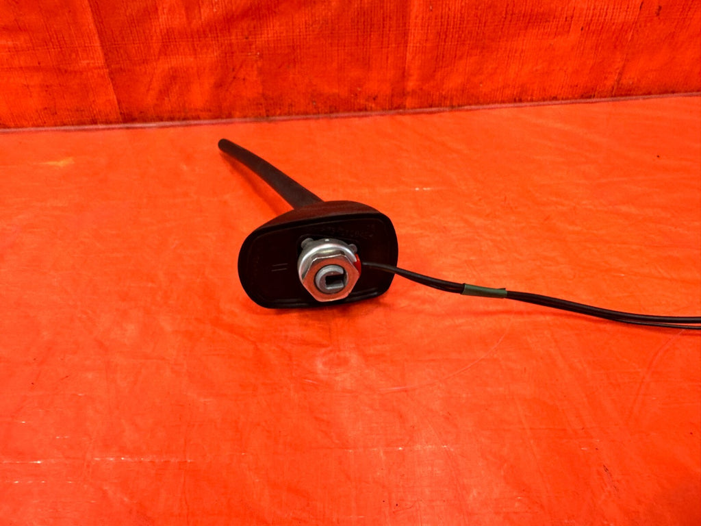 08 14 SUBARU IMPREZA WRX & STI WAGON   FACTORY ANTENNA ASSEMBLY   OEM #2835