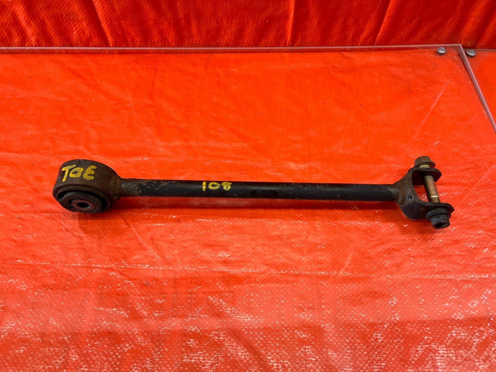 04 08 ACURA TL   LEFT OR RIGHT REAR   REAR LEADING LATERAL LINK ARM   OEM #108 10