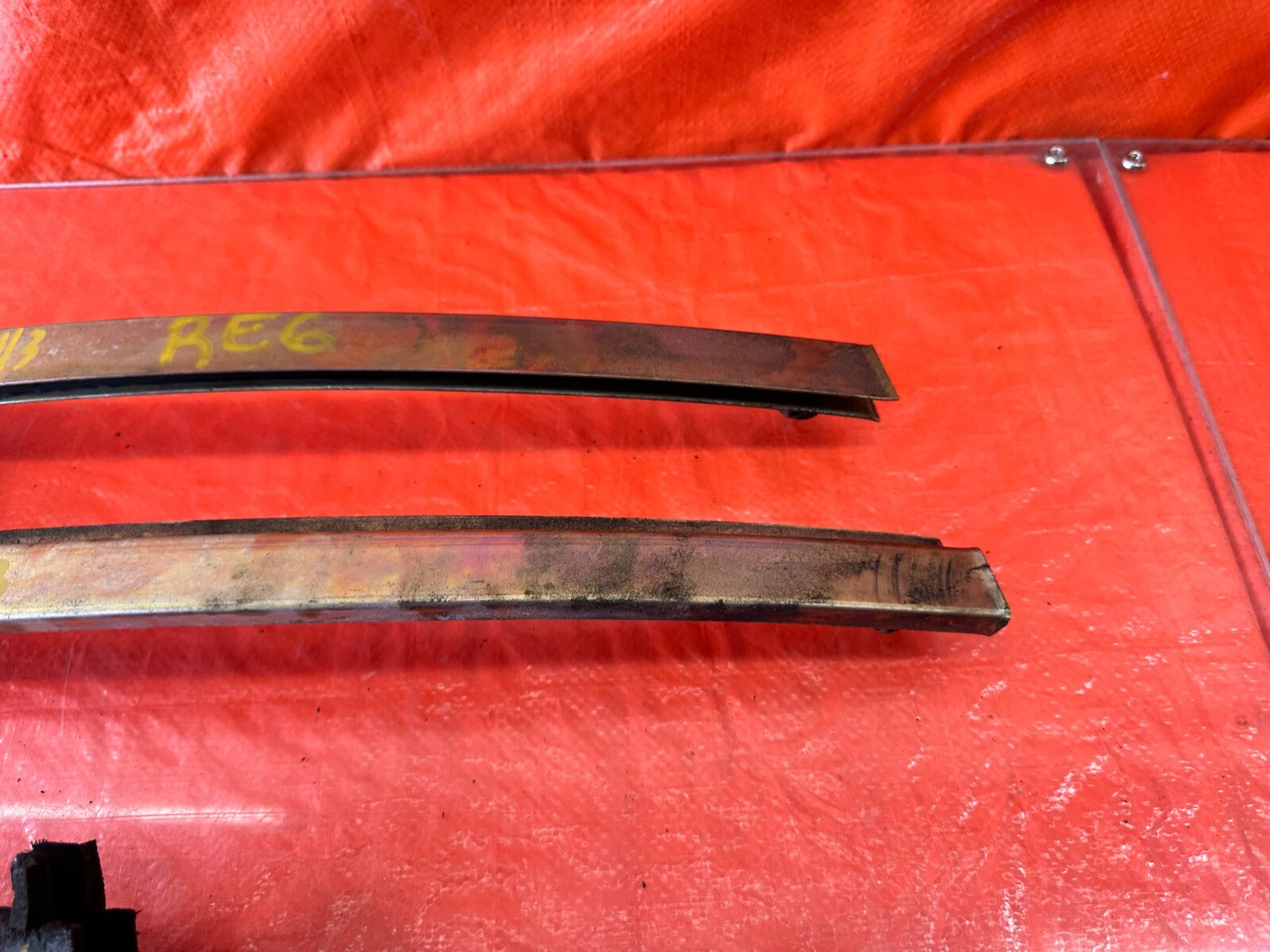 90 93 ACURA INTEGRA 2D   DOOR SASH & GUIDE WINDOW CHANNEL BRACKET SET LEFT #1898