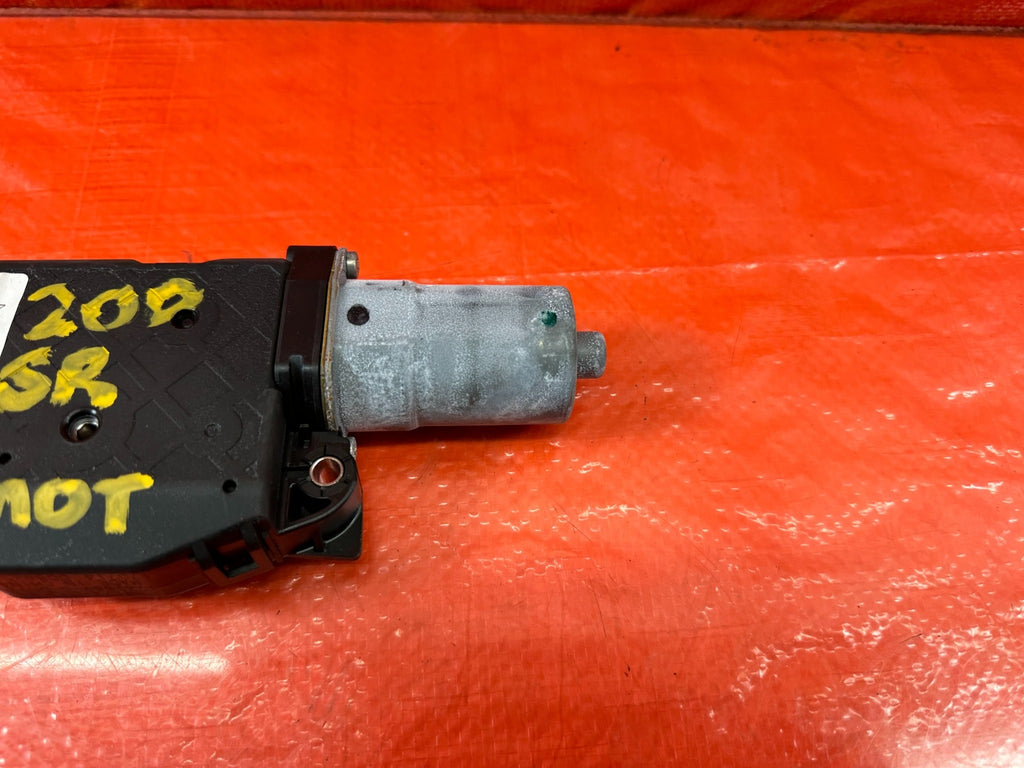 17 20 INFINITI Q60   SUNROOF MOONROOF SLIDING ROOF MOTOR   OEM FACTORY #2004