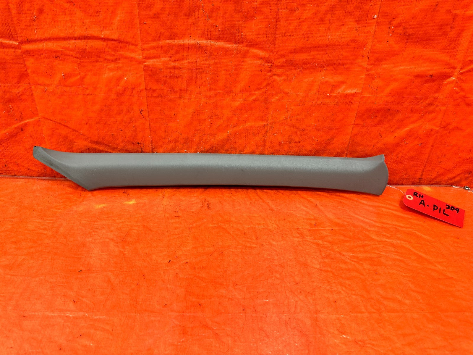 94 01 ACURA INTEGRA   2 DOOR MODEL   A PILLARS TRIM   RIGHT    OEM #3091