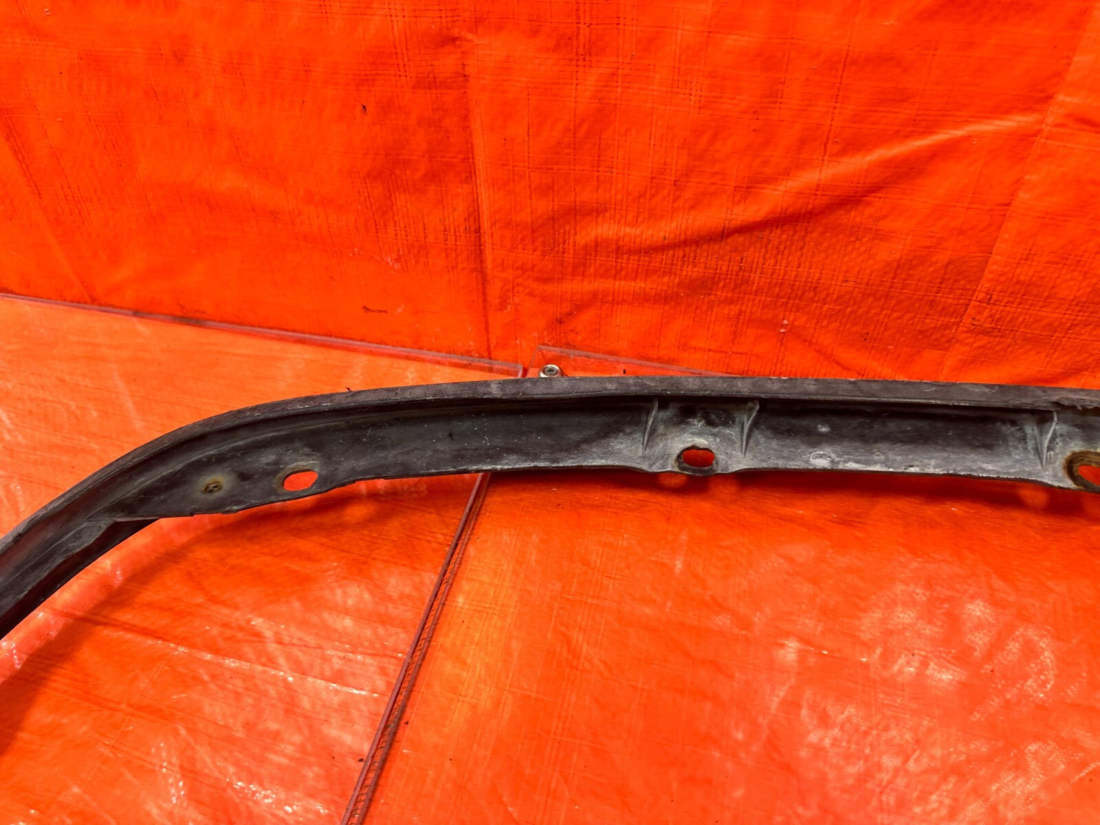 88 89 HONDA CRX   FRONT BUMPER LIP INSERT   OEM FACTORY #27719