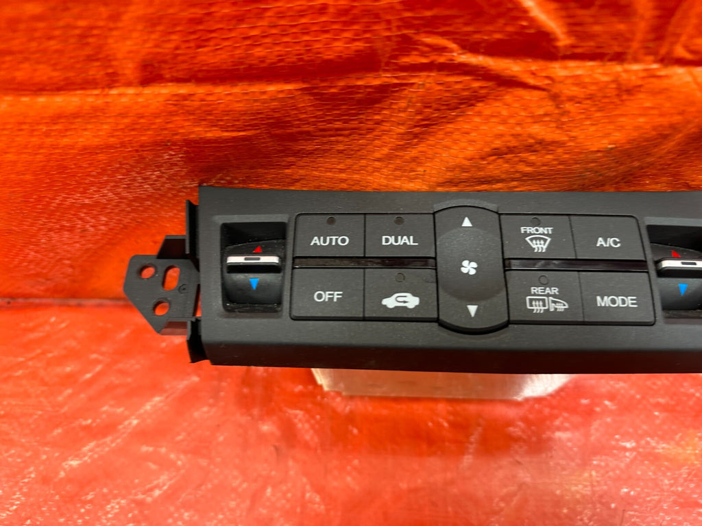 09 10 ACURA TSX   HVAC AIR CONDITIONING AC HEATER CLIMATE CONTROL   OEM #2334