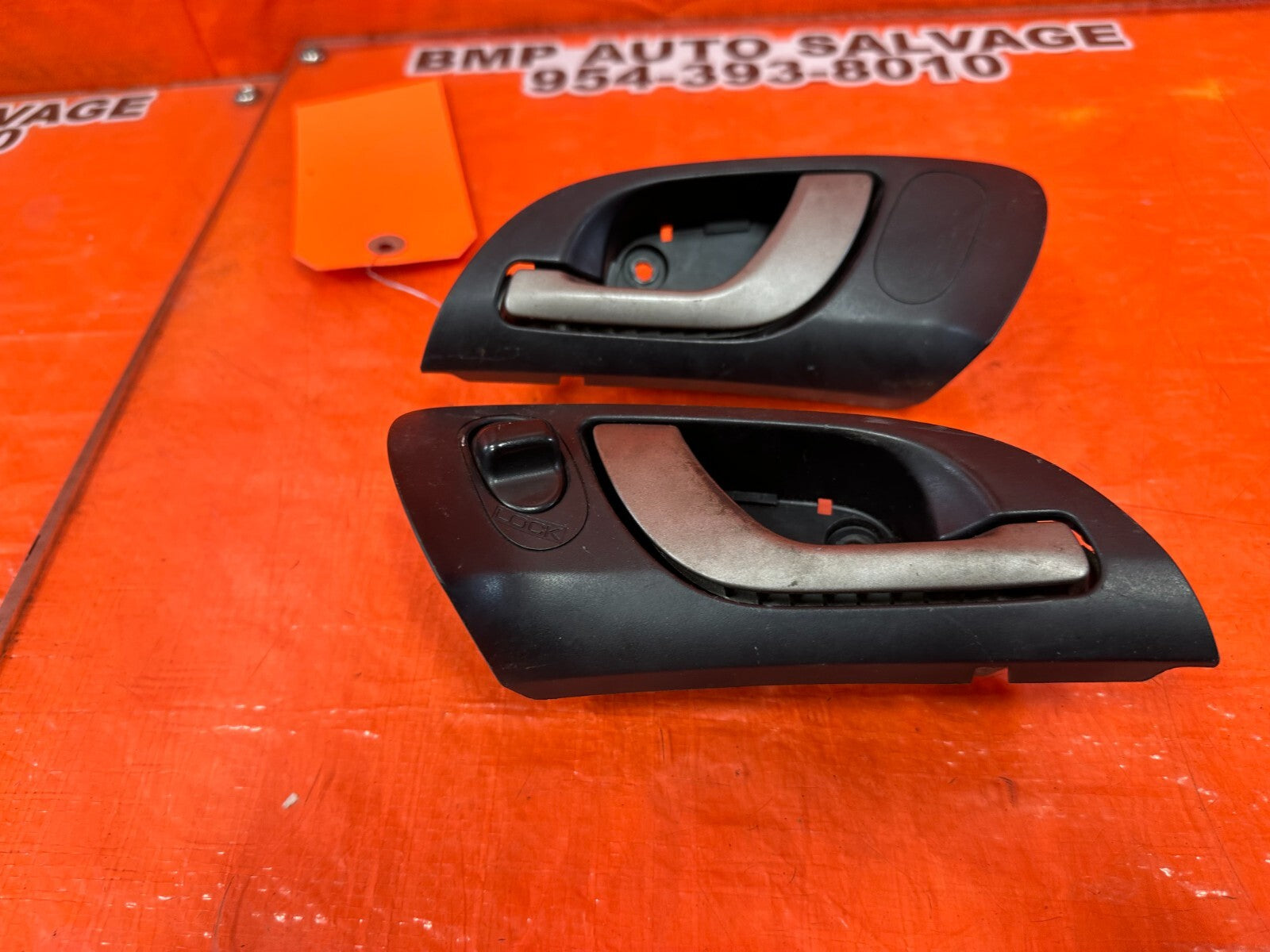 02 06 ACURA RSX   JDM RHD INTERIOR DOOR HANDLES W/ BLOCK OFF   OEM #06DC53