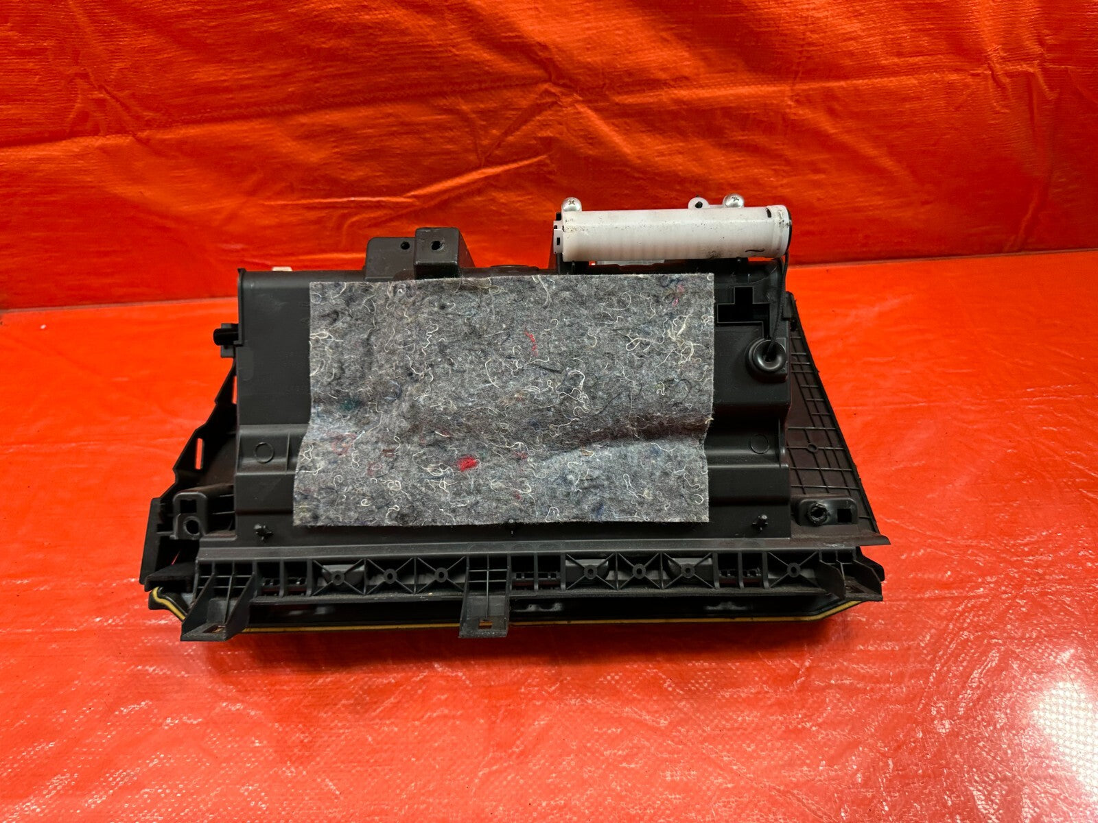 08 15 INFINITI G37 & Q60   2D COUPE   GLOVE BOX DASH BOARD TRIM PANEL   OEM #18811