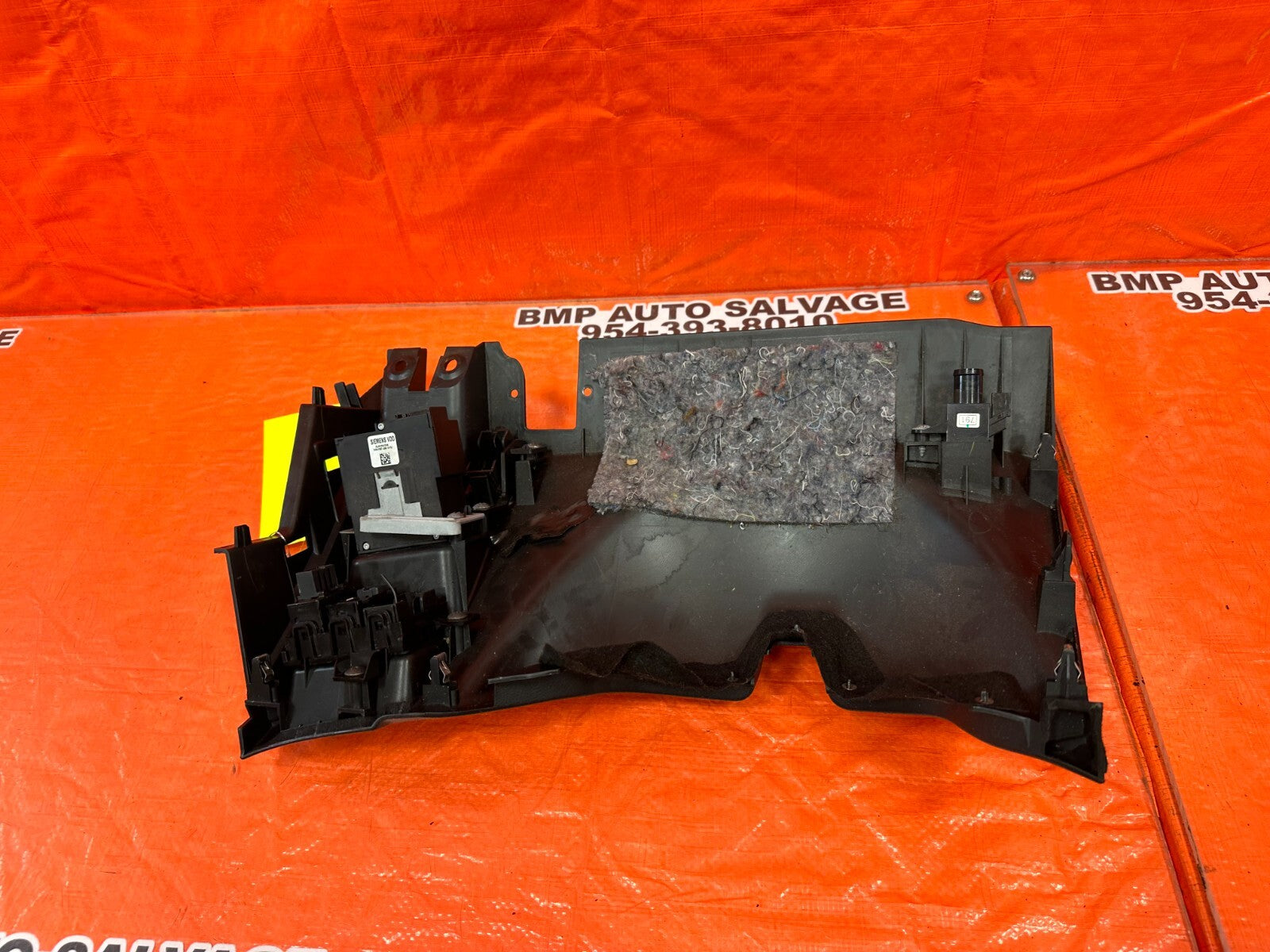 08 15 INFINITI G37 Q60 COUPE   KNEE TRIM UNDER STEERING COLUMN LOWER COVER   2457