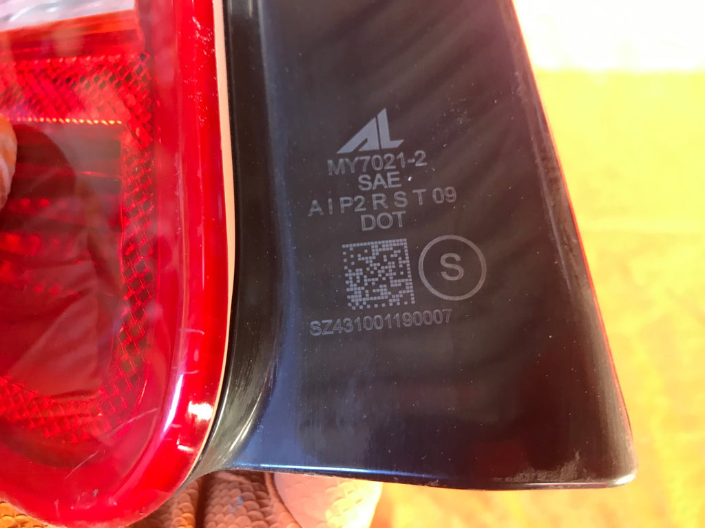 OEM 2011 2012 2013 SUZUKI KIZASHI DRIVER LEFT OUTER TAIL LIGHT LAMP L LH7