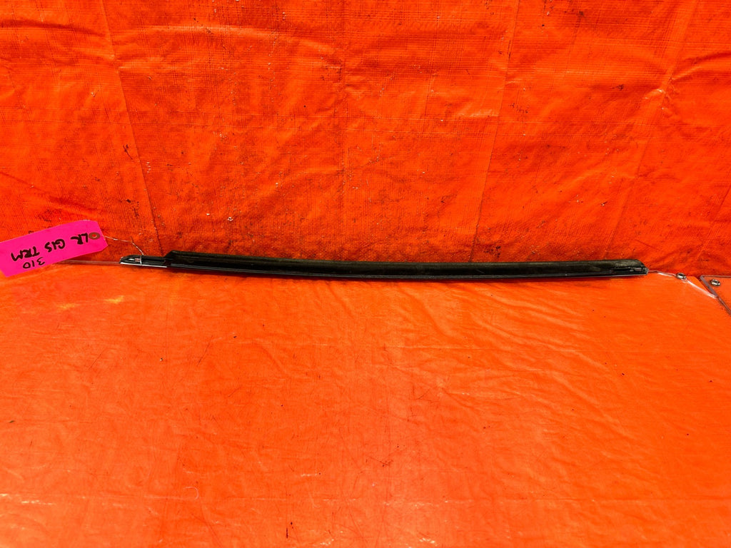 09 15 INFINITI G37 CONVERTIBLE   LEFT REAR EXTERIOR WINDOW GLASS TRIM   OEM 3101