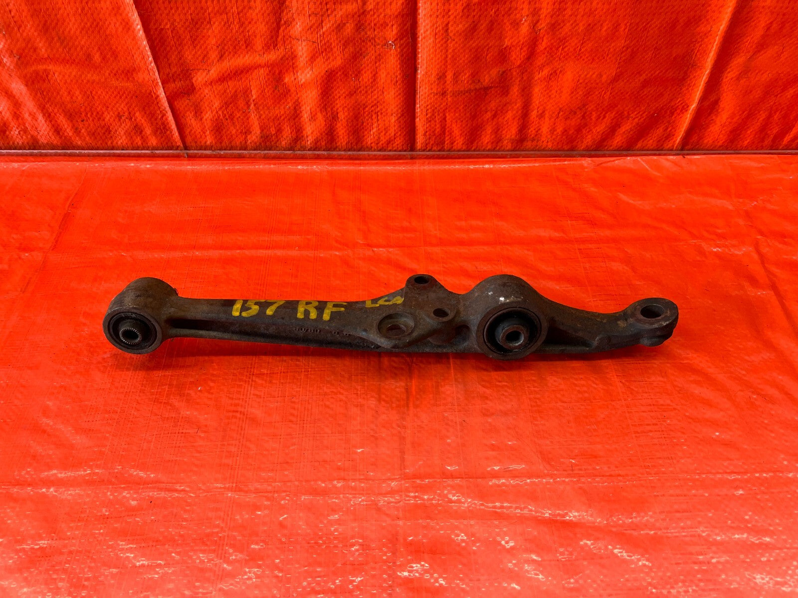 88 91 HONDA CRX   FRONT LOWER CONTROL ARM SET   LEFT & RIGHT ARMS    OEM #15710