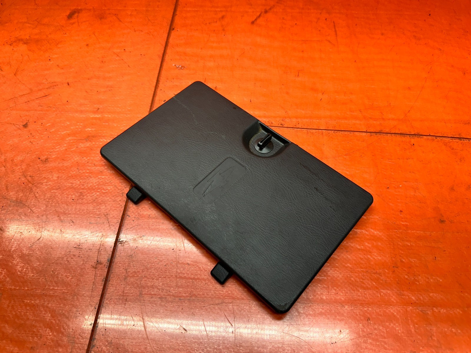 97 01 HONDA PRELUDE 2.2L TRUNK SPARE TIRE JACK COMPARTMENT COVER TRIM OEM #3360