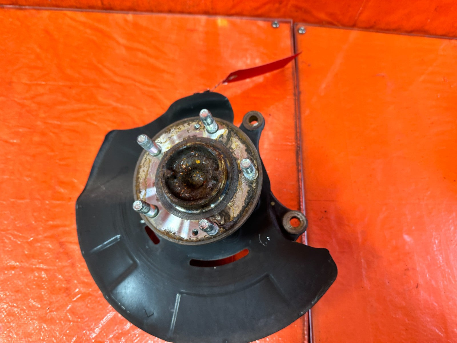 12 16 HYUNDAI GENESIS COUPE   DRIVER LEFT FRONT SPINDLE KNUCKLE HUB   OEM #3024
