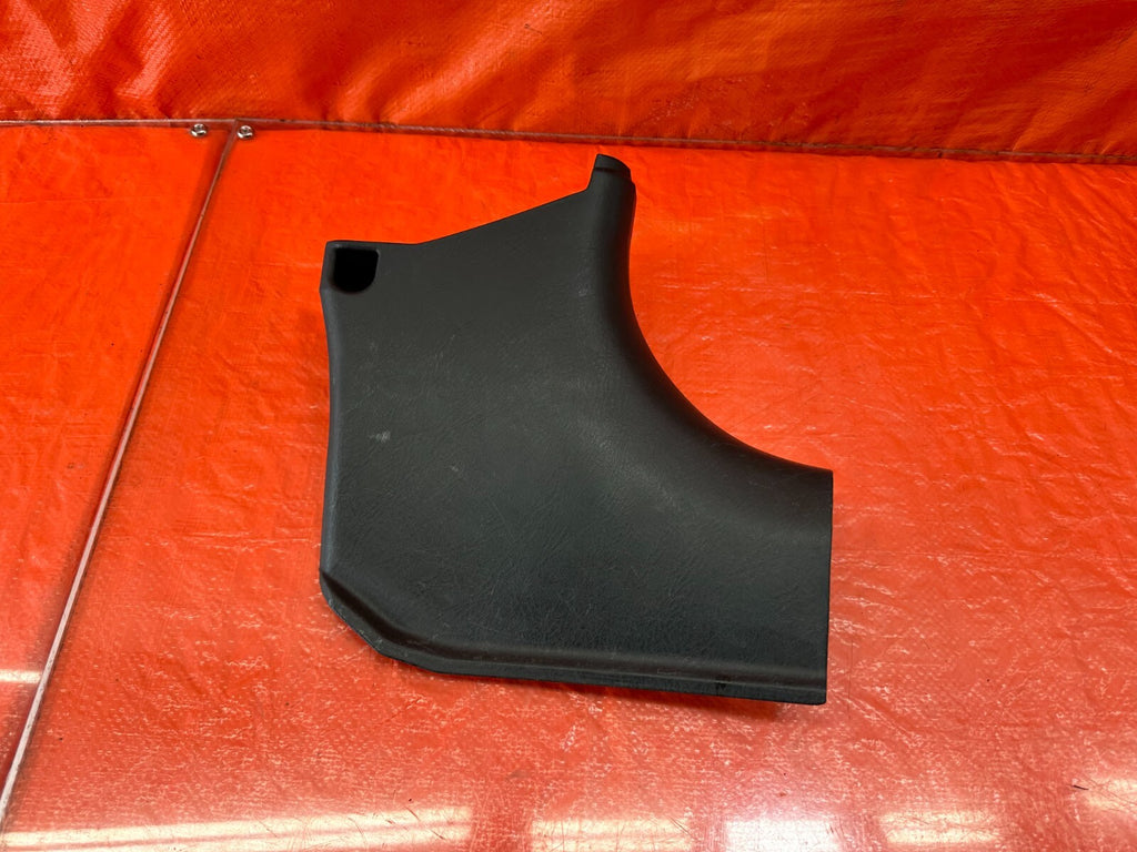 02 03 HONDA CIVIC SI EP3 HATCHBACK   KICK PANEL   PASSENGER RIGHT SIDE   OEM 2130