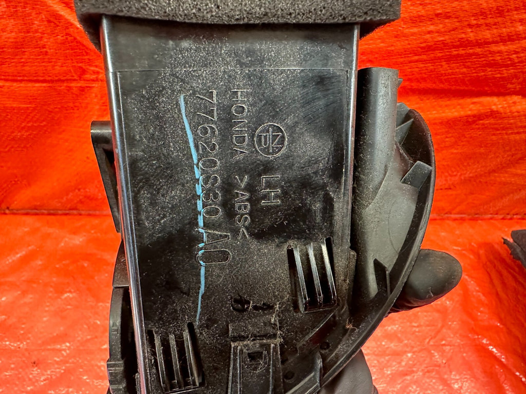 97 01 HONDA PRELUDE   DRIVER LEFT AC AIR CONDITIONING VENT L LH   OEM #21011