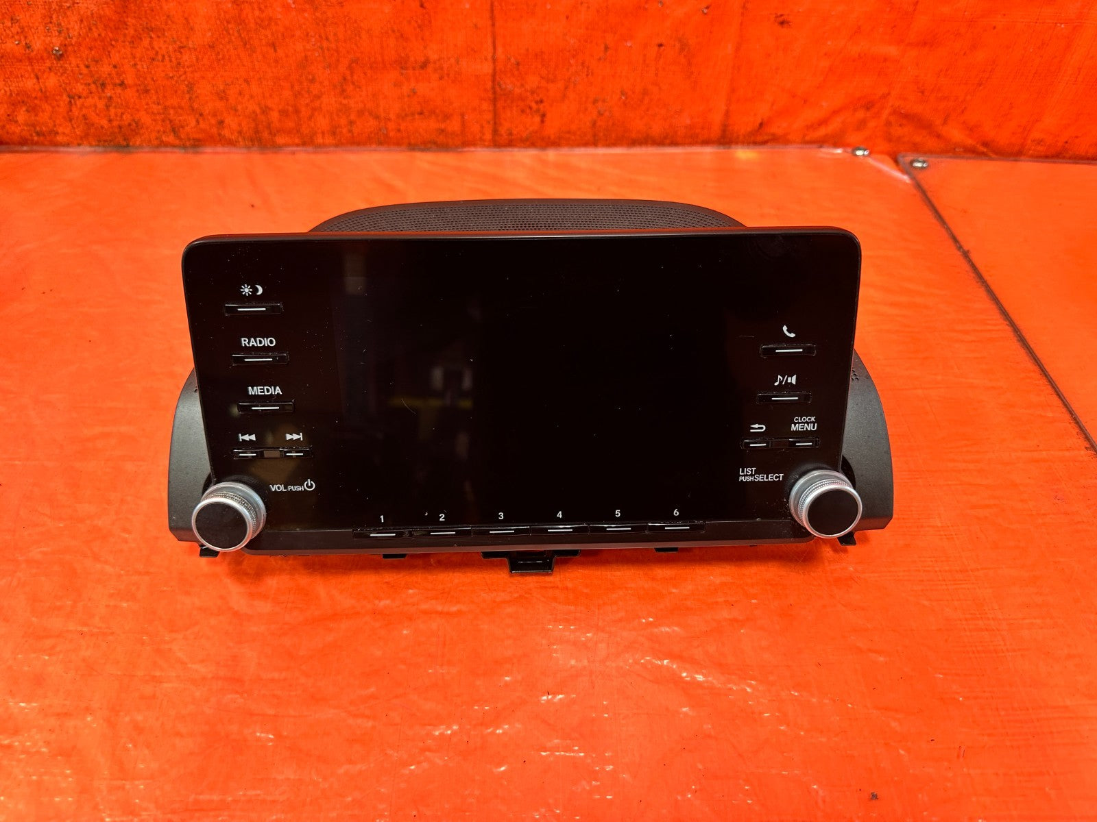 2018 18 HONDA ACCORD LX   AM FM RADIO STEREO CD PLAYER DISPLAY SCREEN   OEM 3240