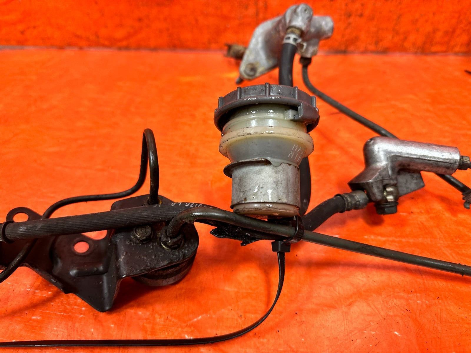 97 01 HONDA PRELUDE   CLUTCH MASTER CYLINDER W/ LINE   OEM FACTORY #32314