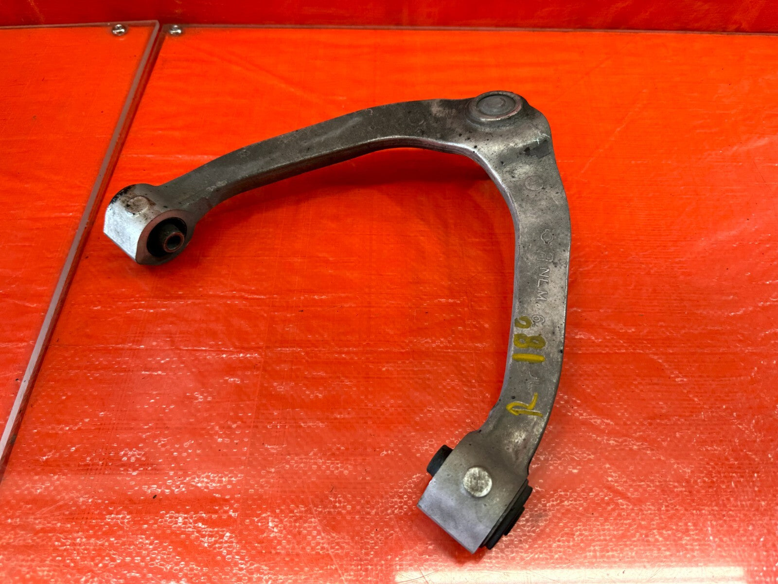 08 15 INFINITI G37 & Q60 2D   RWD ONLY   LEFT FRONT UPPER CONTROL ARM   OEM 1880