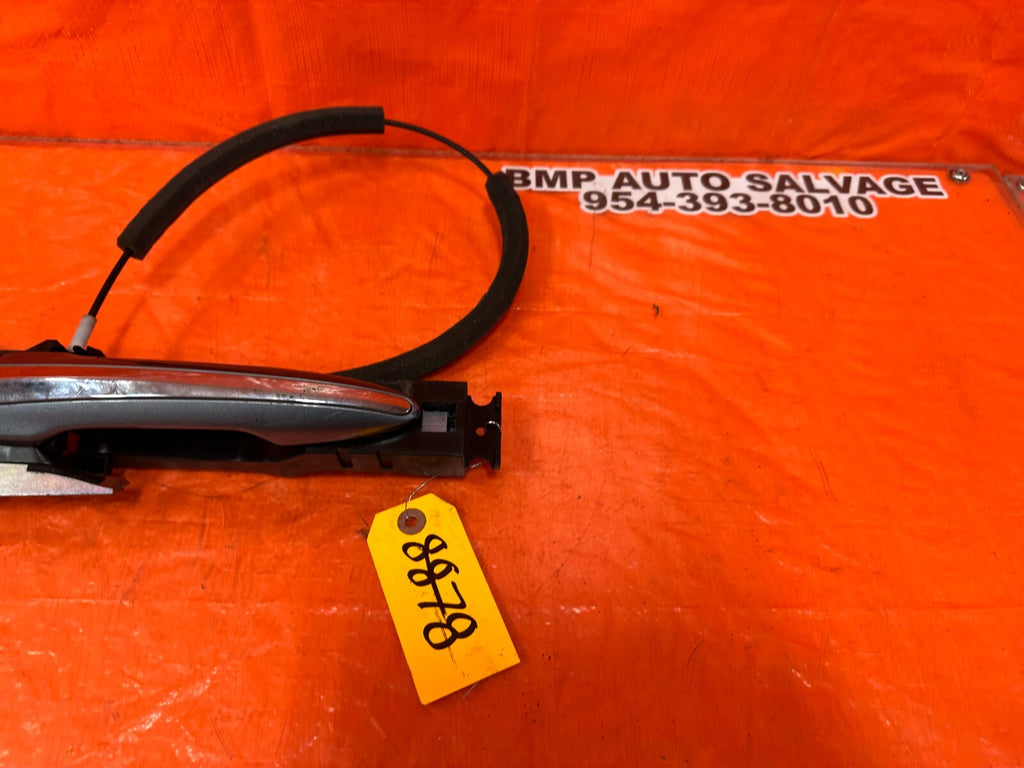 14 20 INFINITI Q50 DRIVER LEFT REAR EXTERIOR DOOR HANDLE W/ CAP & BASE OEM 87885