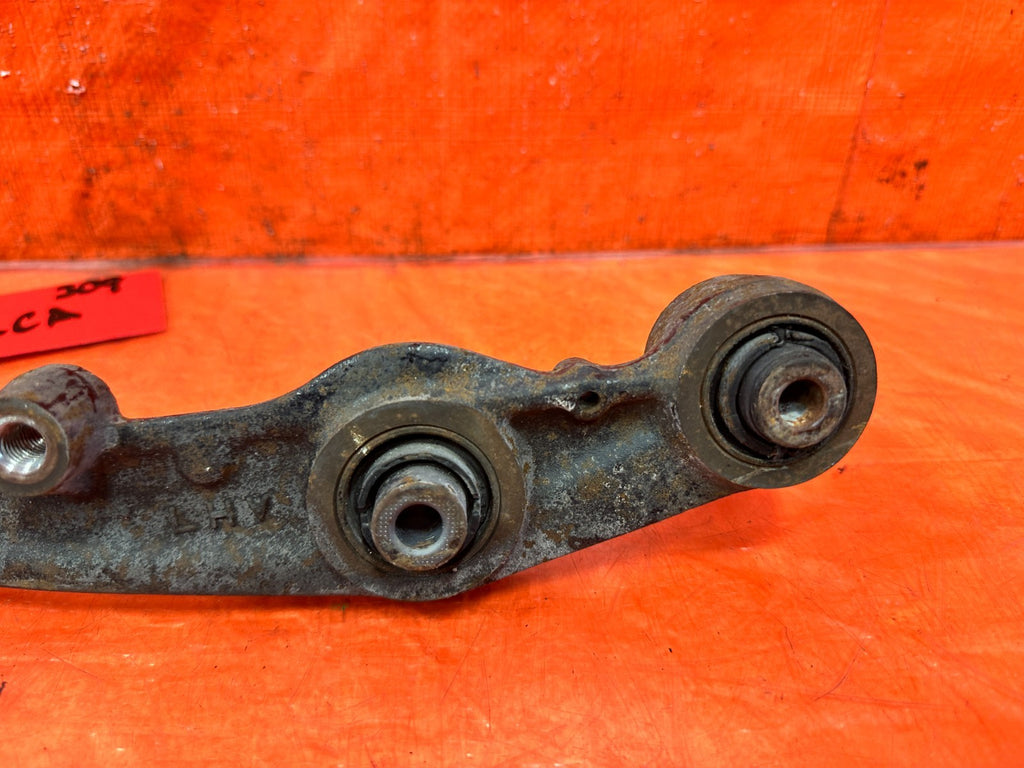 94 01 ACURA INTEGRA   DRIVER LEFT REAR LOWER CONTROL ARM   OEM #3094