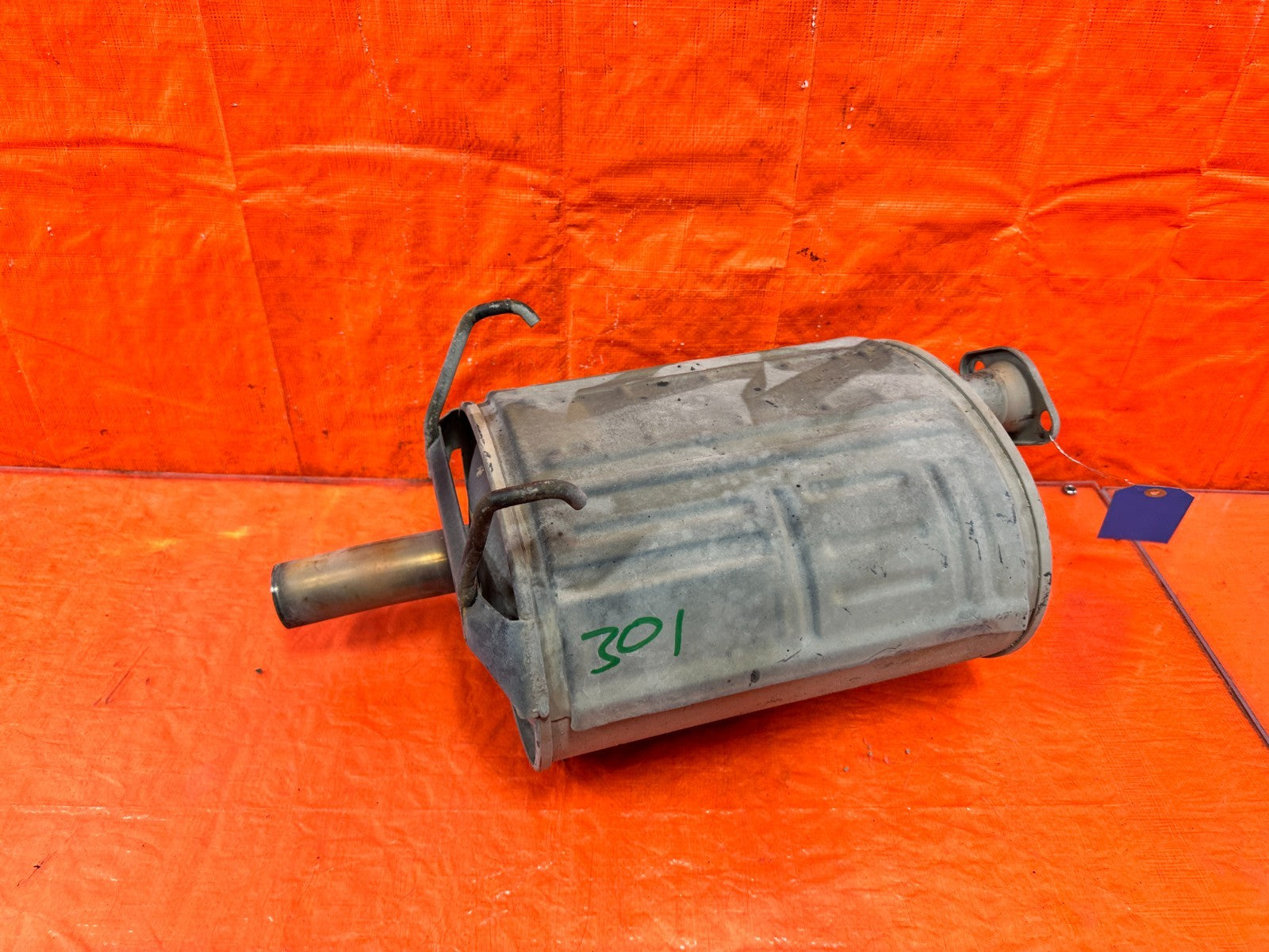 97 01 HONDA CR V CRV   AXLE BACK MUFFLER EXHAUST   OEM OE FACTORY 3013
