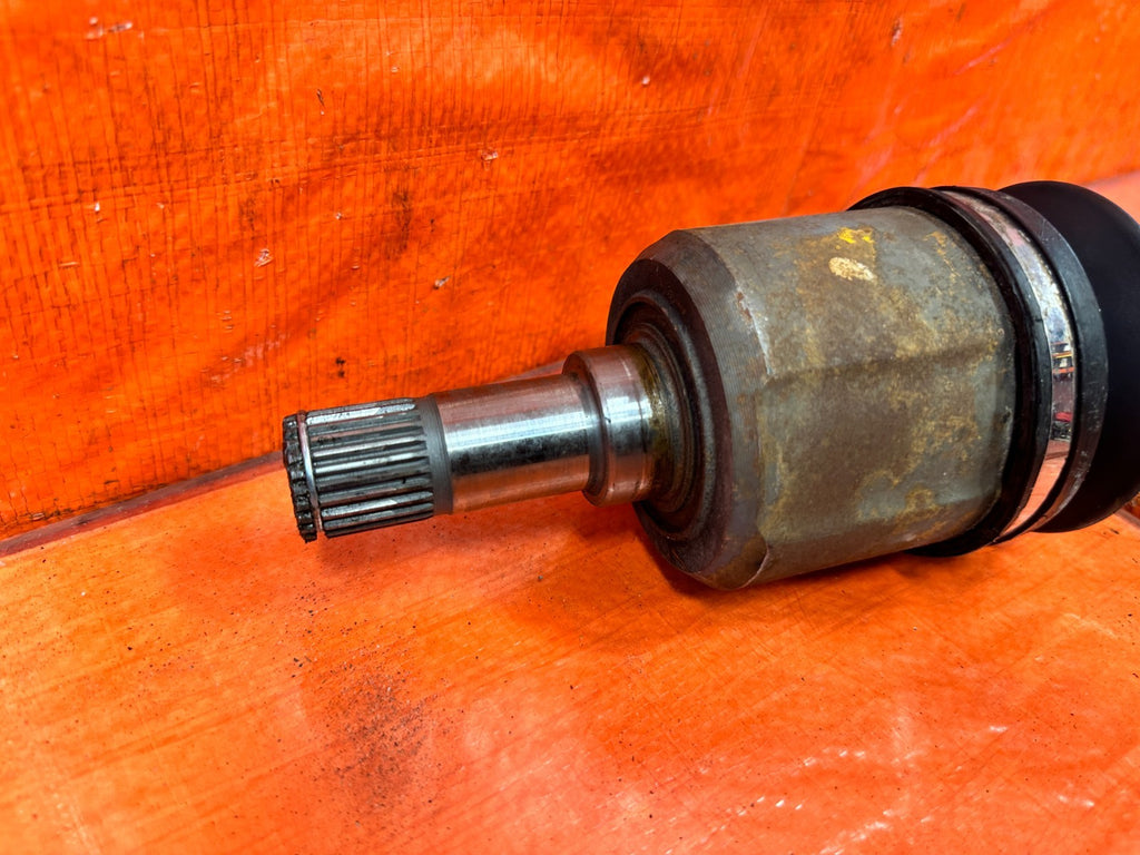 90 91 HONDA CIVIC HATCHBACK   AXLE / CV JOINT   DRIVER LEFT SIDE OEM 3257