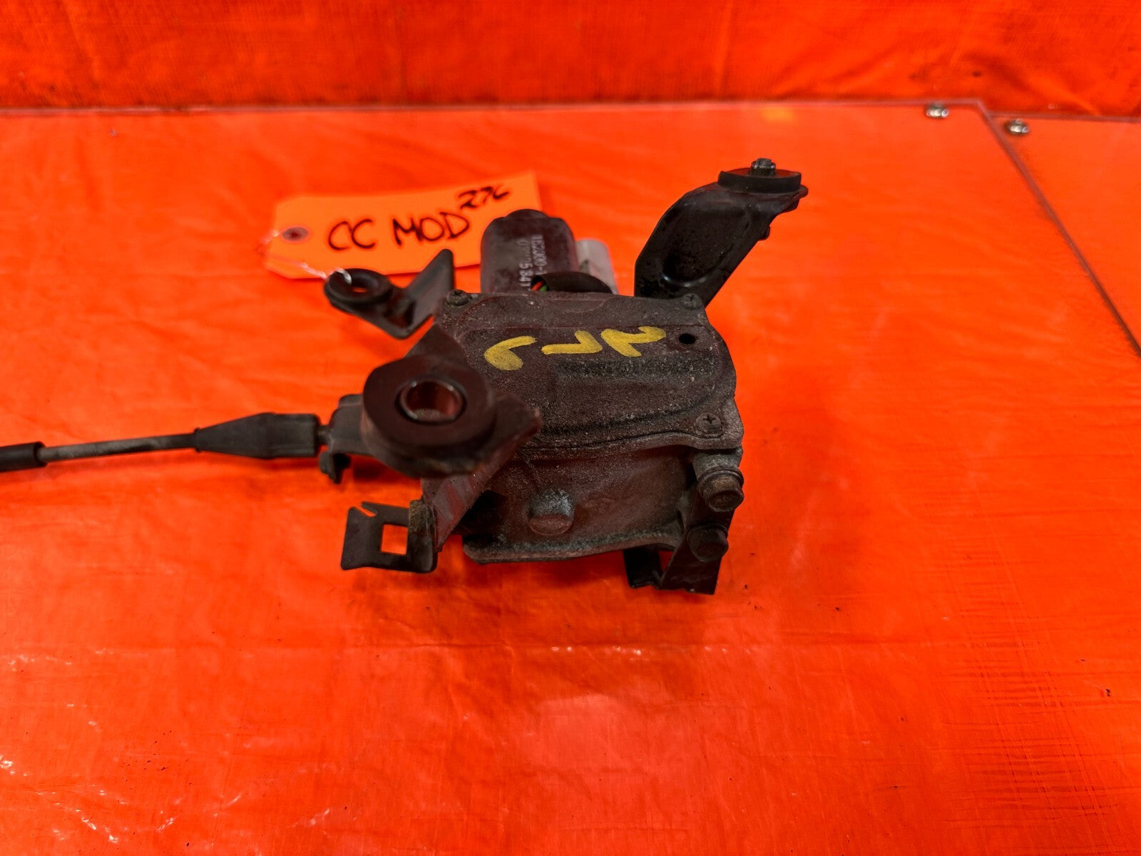 92 96 LEXUS SC300   CRUISE CONTROL MOTOR ACTUATOR W/ CABLE   OEM FACTORY OE #2765