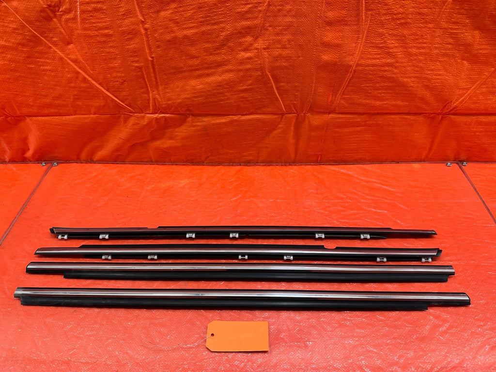 08 15 LANCER EVOLUTION X EVO 10 LEFT RIGHT FRONT REAR CHROME DOOR GLASS TRIM 2140