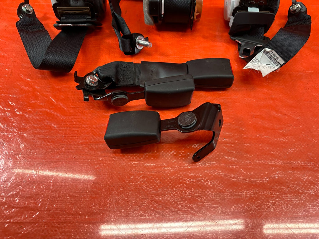 14 17 INFINITI Q50 REAR SEAT BELT SET LEFT & RIGHT SEAT BELTS   BLACK   OEM #2154