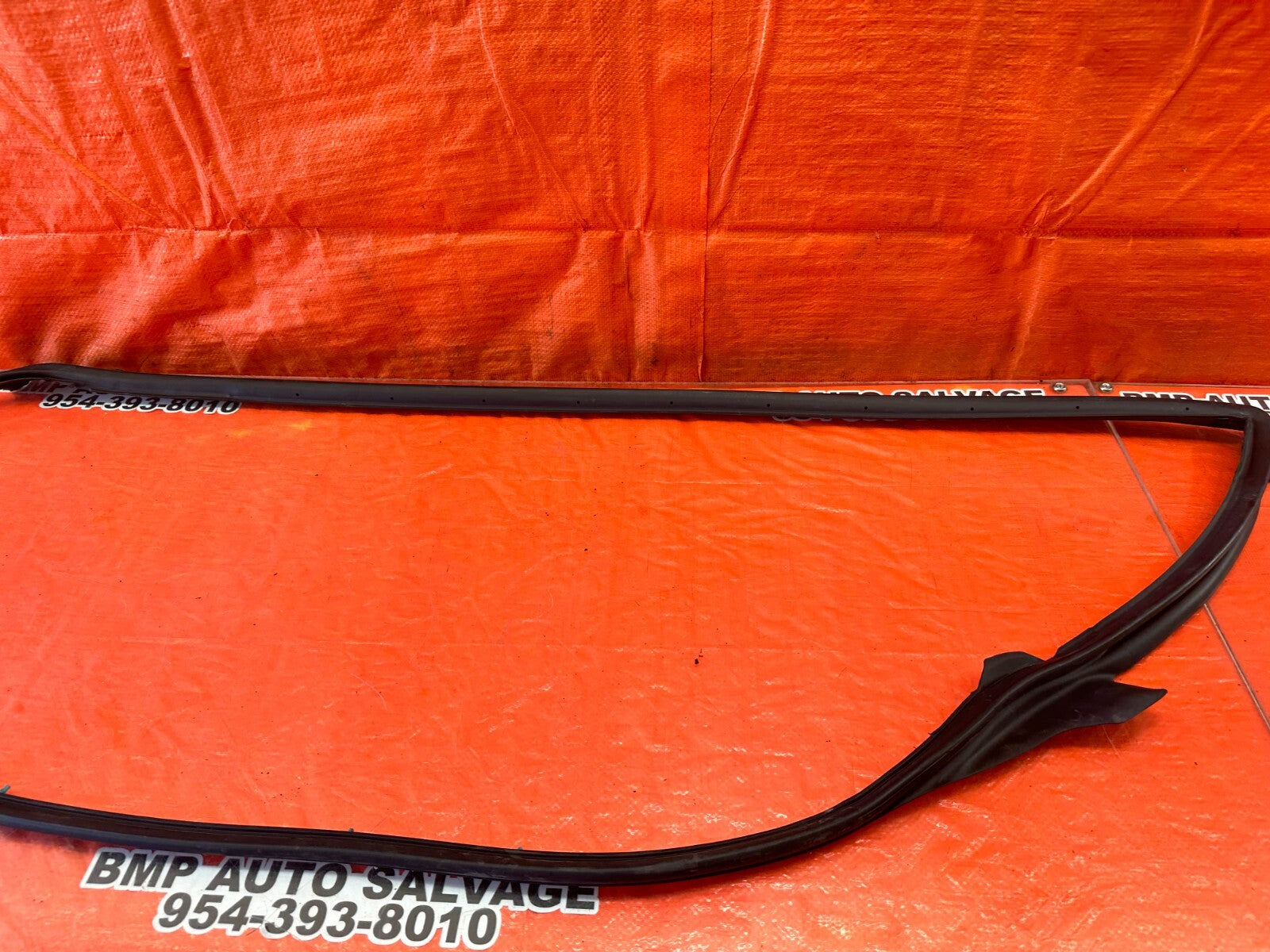 07 09 LEXUS ES350   PASSENGER RIGHT FRONT WEATHER STRIP TRIM SEAL GASKET OEM 2446