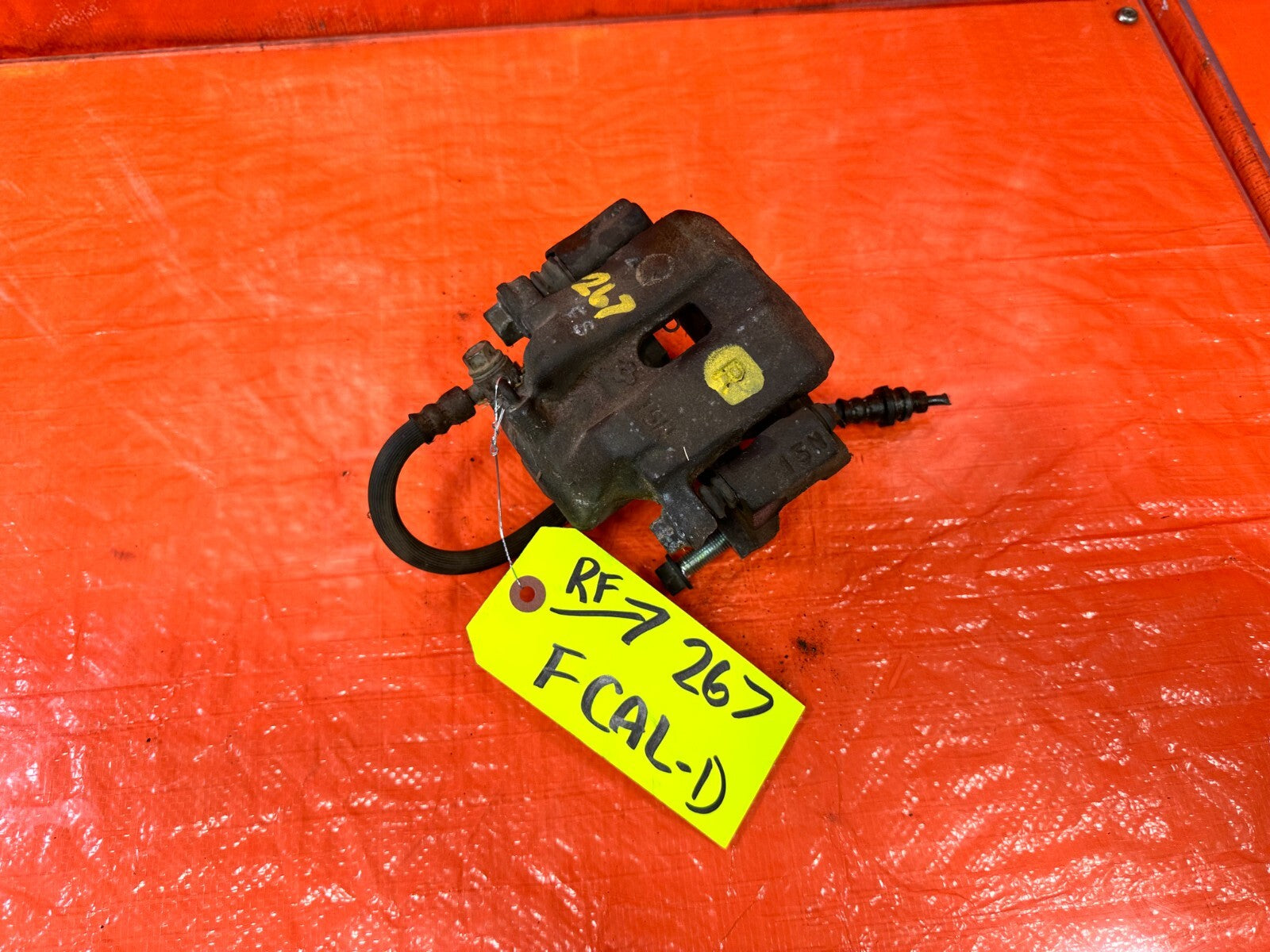 90 93 MAZDA MX 5 MIATA   PASSENGER RIGHT FRONT BRAKE CALIPER   OEM #2678