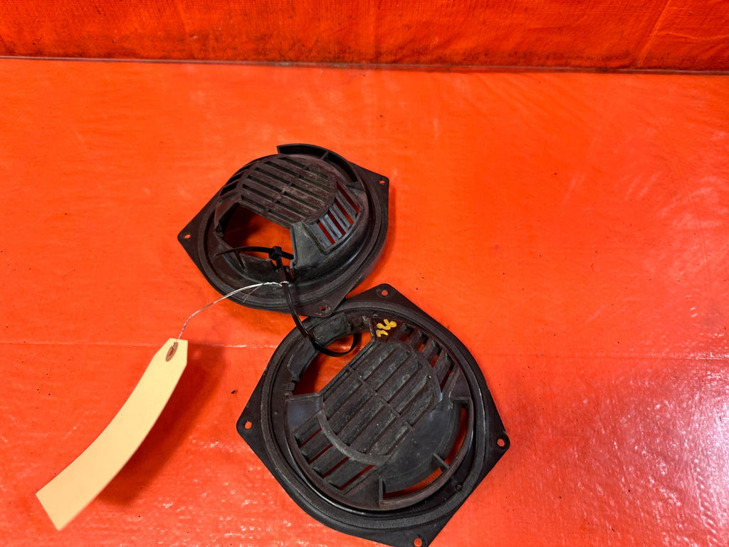 90 91 HONDA CIVIC HATCHBACK   SPEAKER BRACKETS MOUNTING PODS   OEM FACTORY #3278