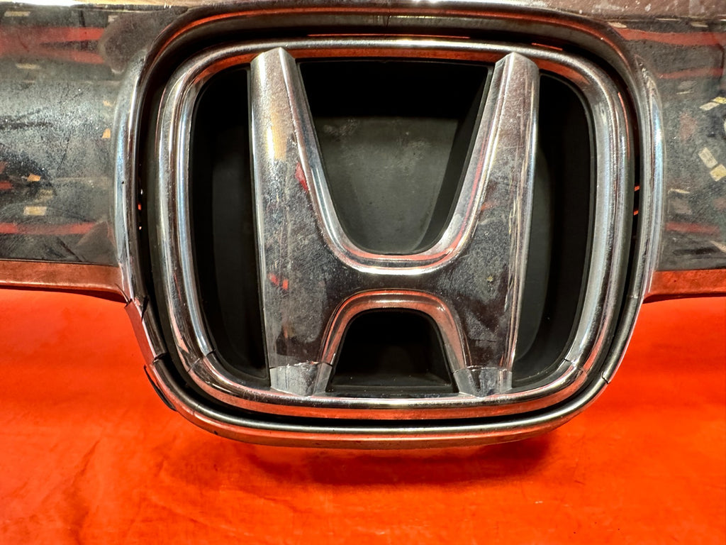 18 22 HONDA ACCORD 1.5L   FRONT BUMPER GRILLE ASSEMBLY   LOOK THERES DAMAGE OK!14