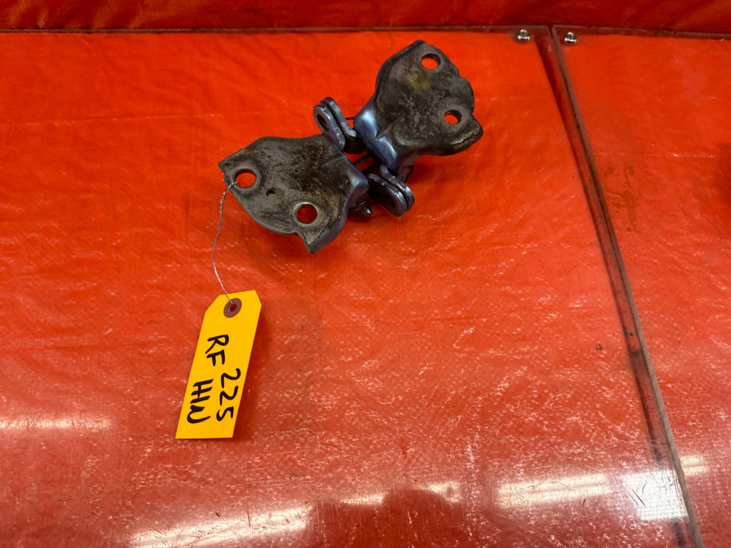 00 09 HONDA S2000   DOOR HINGE SET   UPPER & LOWER   RIGHT SIDE HINGES OEM #2256