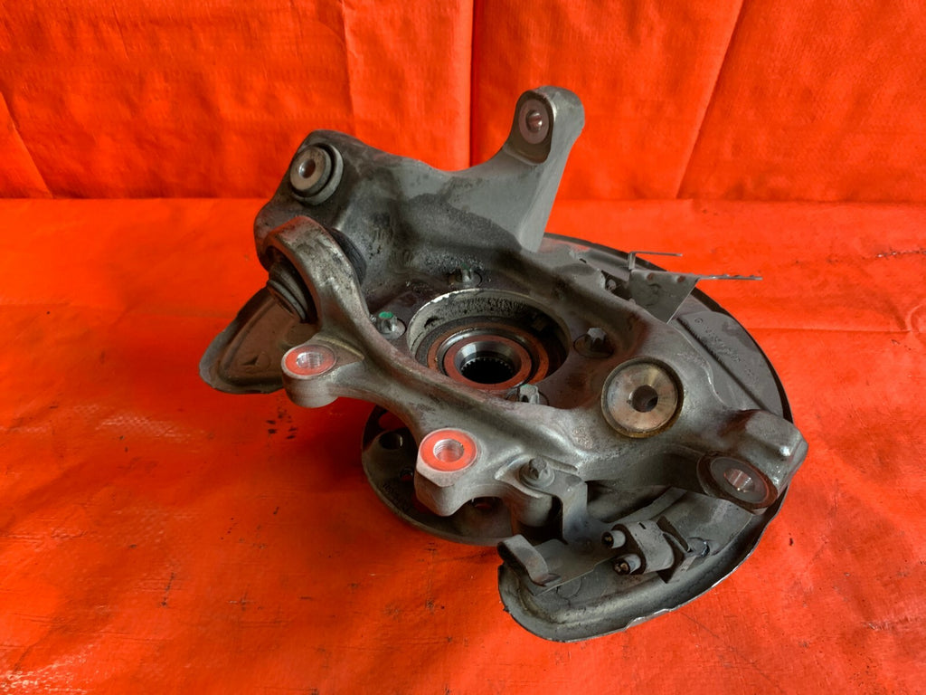 OEM 2015 MERCEDES BENZ C300 W205 4MATIC   PASSENGER RIGHT REAR SPINDLE KNUCKLE6