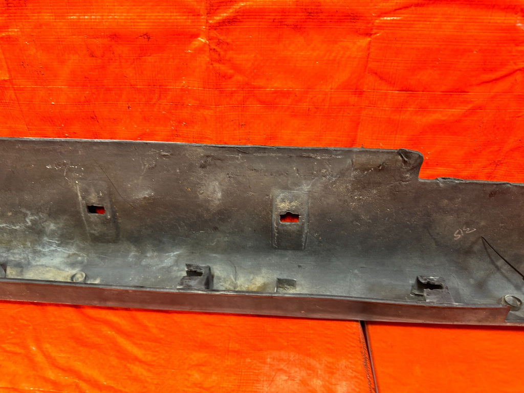92 95 HONDA CIVIC 2D COUPE   SIDE SKIRT ROCKER MOLDING TRIM   RIGHT SIDE OEM 32713
