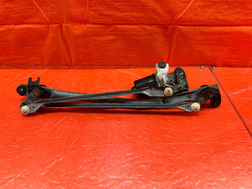 96 00 HONDA CIVIC   WINDSHIELD WIPER MOTOR AND WIPER LINKAGE COMBO   OEM #1817