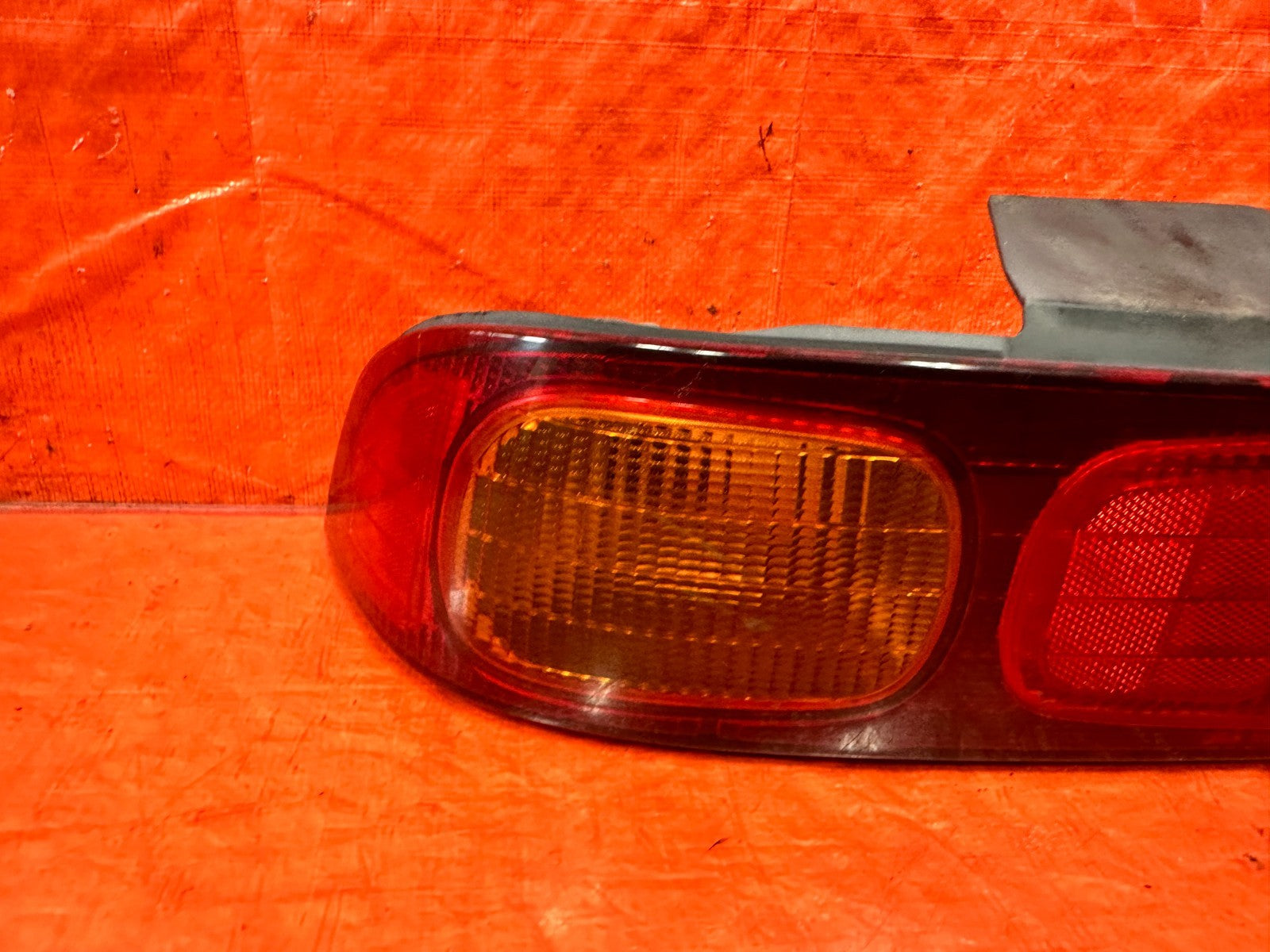 94 01 ACURA INTEGRA 2D   DRIVER LEFT TAIL LIGHT TAIL LAMP   OEM FACOTRY 3093