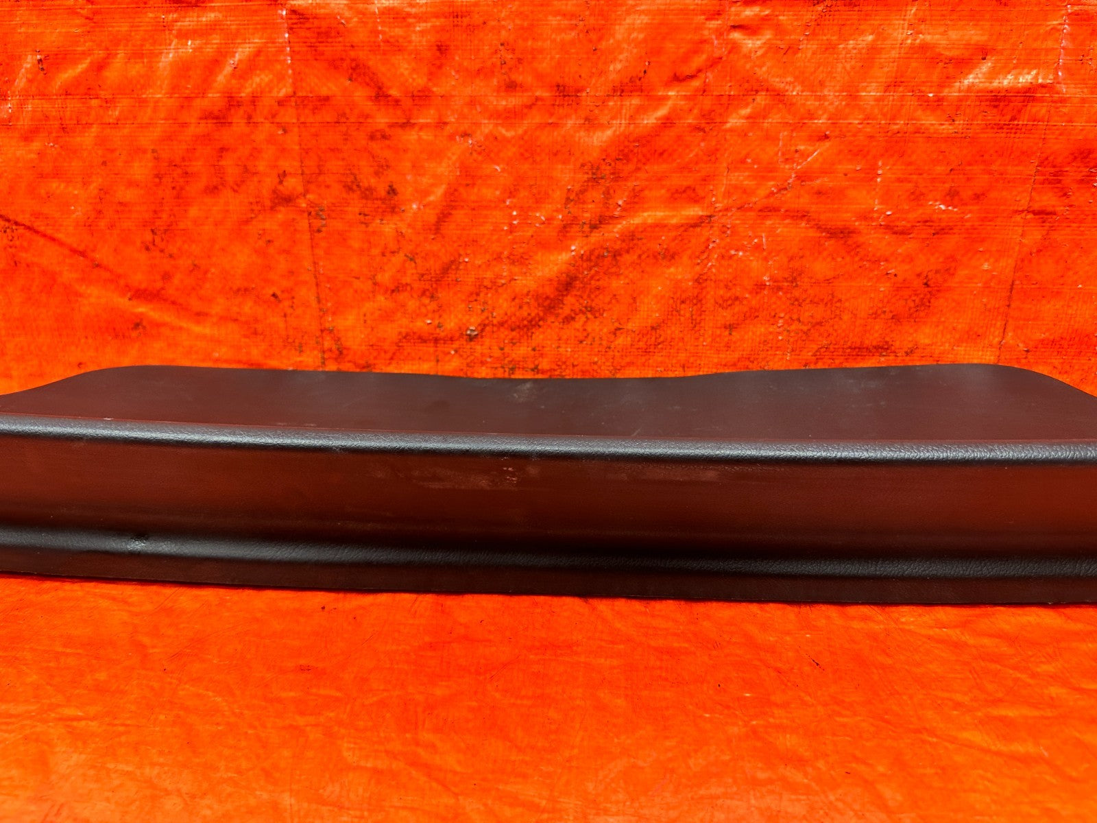 90 91 HONDA CIVIC HATCHBACK   REAR HATCH TAILGATE TRIM PLASTIC COVER OEM 32511