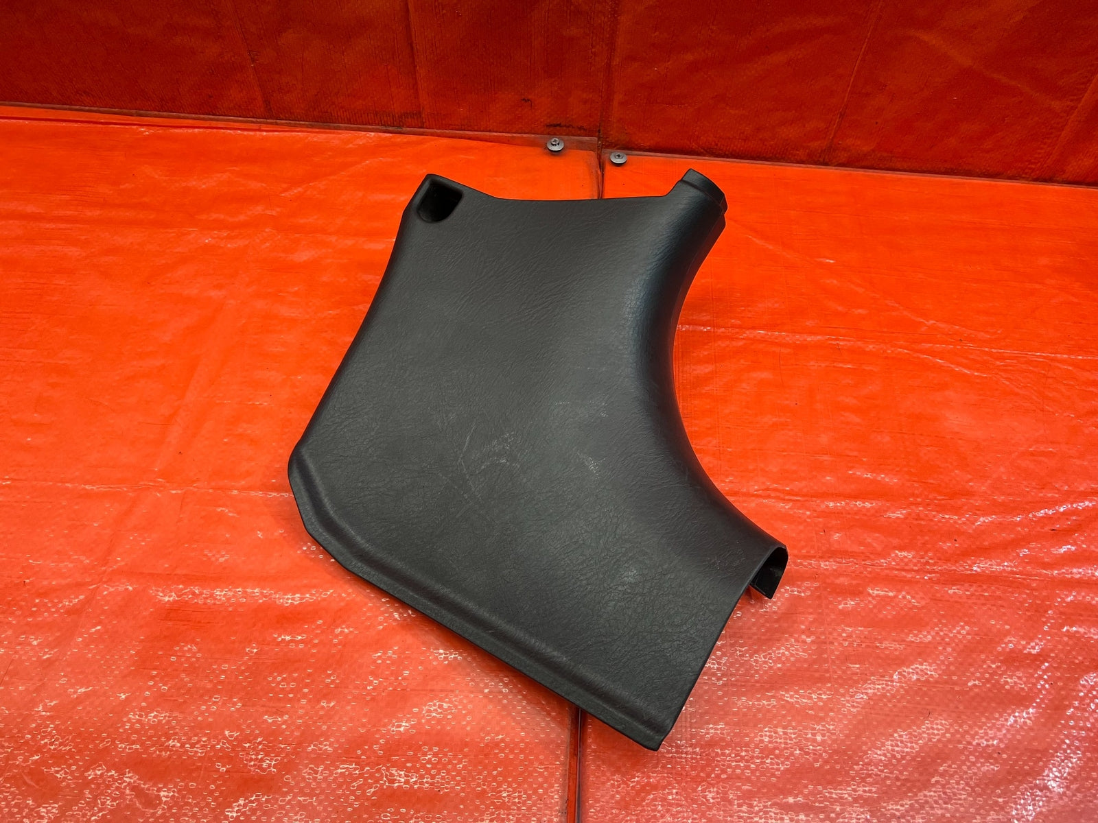 02 03 HONDA CIVIC SI EP3 HATCHBACK   KICK PANEL   PASSENGER RIGHT SIDE   OEM 1760