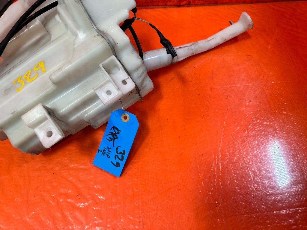 08 15 INFINITI G37 COUPE   WINDSHIELD WIPER RESERVOIR TANK W/ MOTOR    OEM 3291
