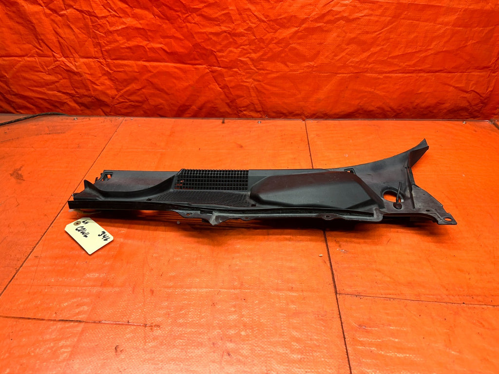 03-08 NISSAN 350Z - DRIVER LEFT WINDSHIELD COWL TRIM - OEM #3469