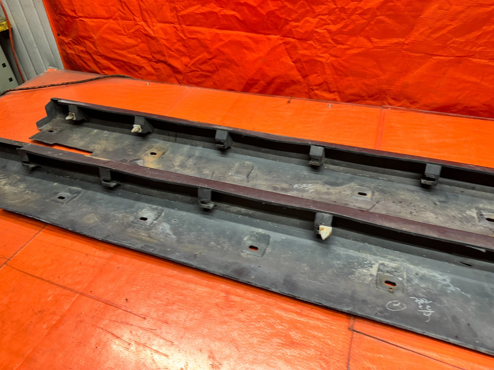 94-01 ACURA INTEGRA 4D SEDAN ROCKER PANEL SIDE SKIRTS PAIR LEFT RIGHT OEM #34023