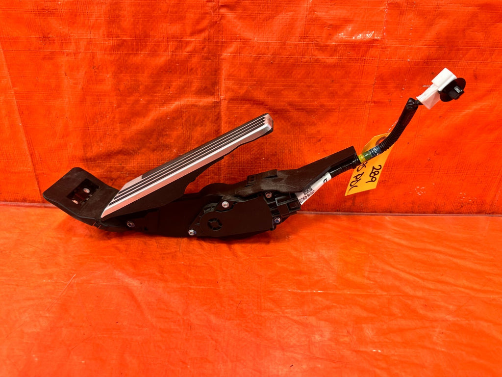 17 20 INFINITI Q60 NON ADAPTIVE GASOLINE GAS FUEL ACCELERATOR ACCELERATION PEDAL7