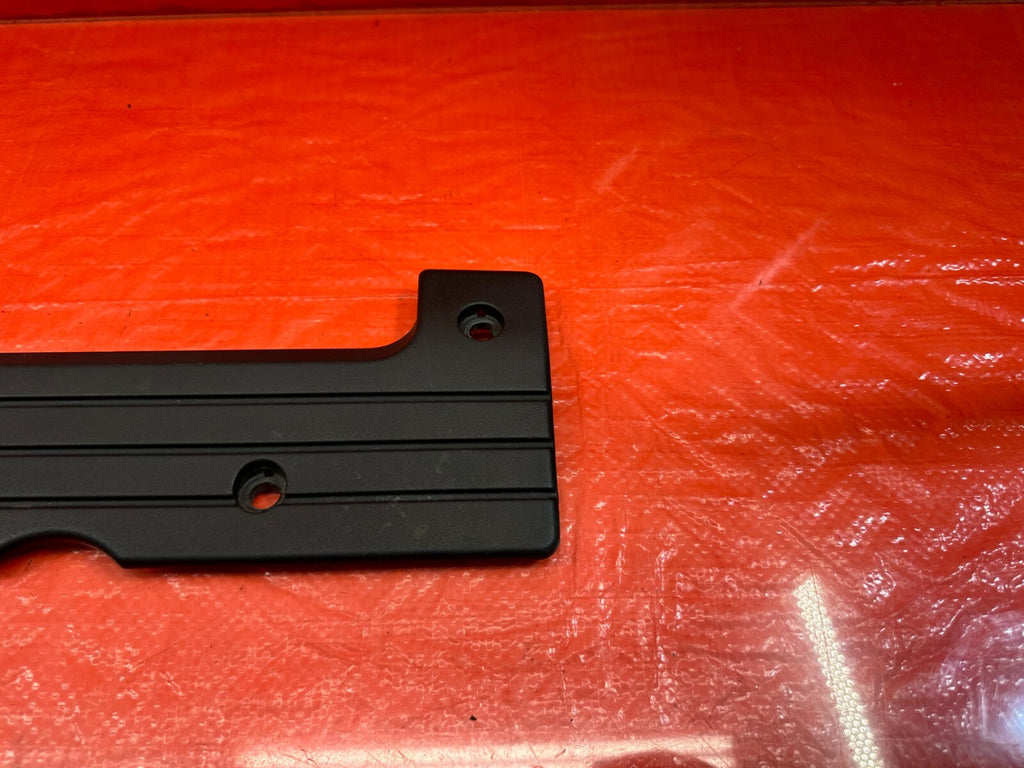 02 05 HONDA CIVIC SI EP3 HATCHBACK   IGNITION COIL PACK COVER TRIM PLASTIC #1874
