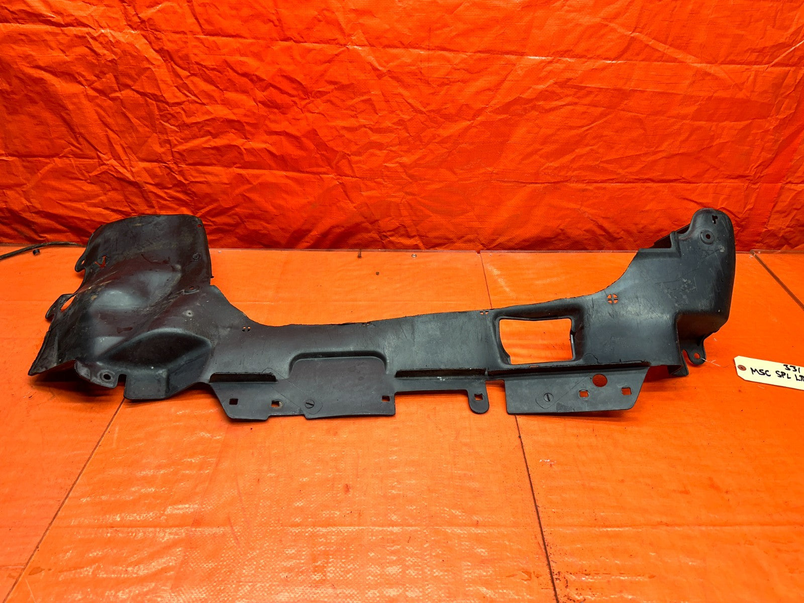 94 01 ACURA INTEGRA FRONT BUMPER UNDER COVER CENTER SPLASH SHIELD OEM #3318