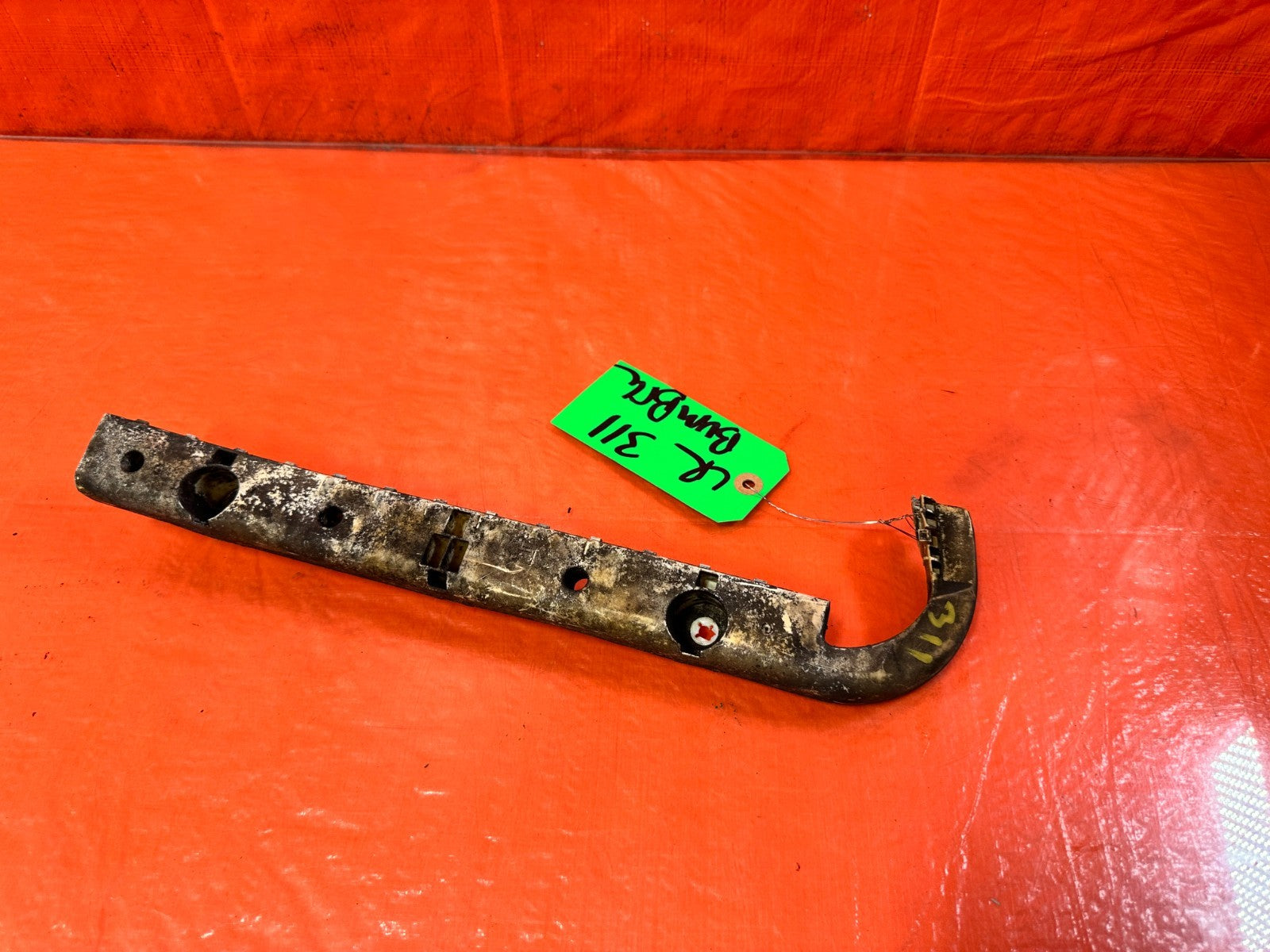 08 15 INFINITI G37 & Q60 COUPE LEFT REAR BUMPER BRACKET CLIP SPACER RETAINER 3110