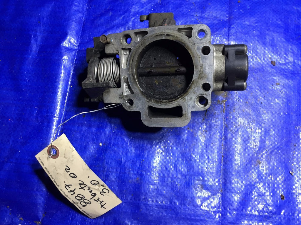 OEM 2002 MAZDA TRIBUTE 3.0L V6 THROTTLE BODY ASSEMBLY1