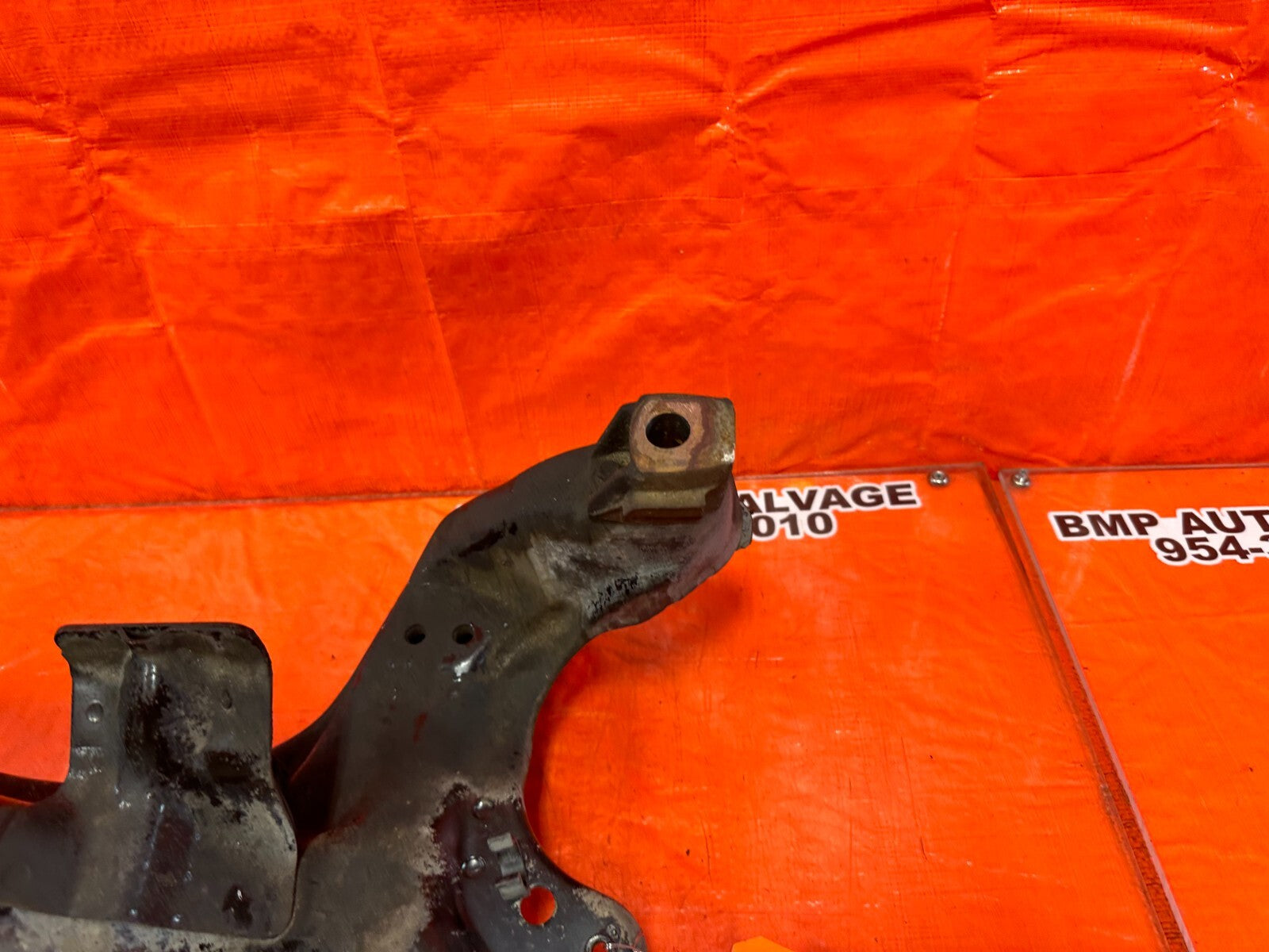 94 97 HONDA DEL SOL   FRONT SUBFRAME CROSSMEMBER K FRAME OEM   2562