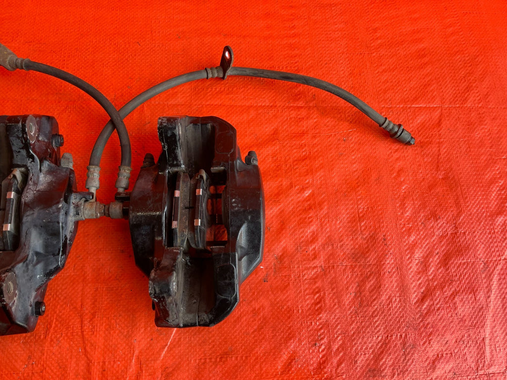 08 17 SUBARU WRX STi   REAR BRAKE CALIPER SET   CALIPERS LEFT RIGHT   OEM OE #748
