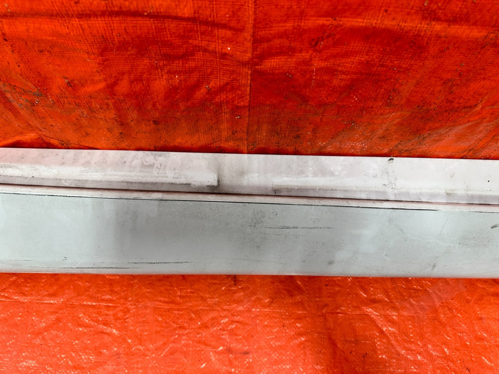 18 21 HONDA ACCORD SPORT   SIDE SKIRT ROCKER MOLDING TRIM RIGHT SIDE   OEM #32410