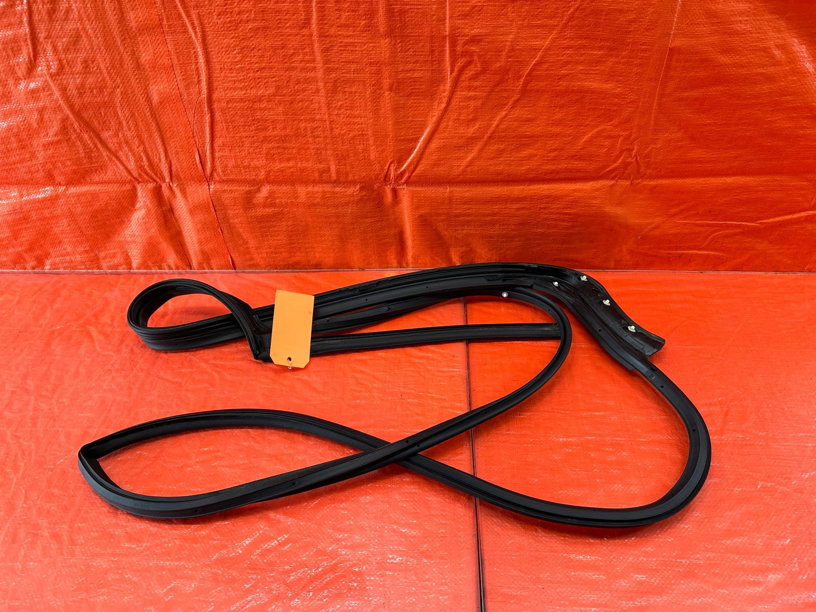 14 20 INFINITI Q50   DRIVER LEFT REAR DOOR WEATHER STRIP TRIM GASKET   OEM 22210